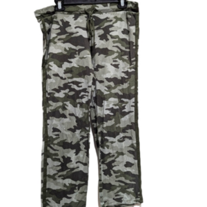 Lucky Brand camouflage capri pants, sz large